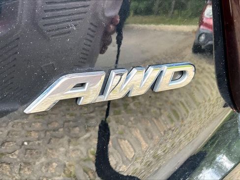 Used 2019 Honda HR-V LX image 10