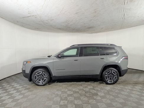 New 2026 Jeep Cherokee Laredo AWD/4WD image 3