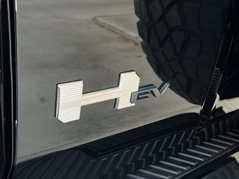 Used 2024 GMC Hummer EV 2X w/ Extreme Off-Road Package image 29
