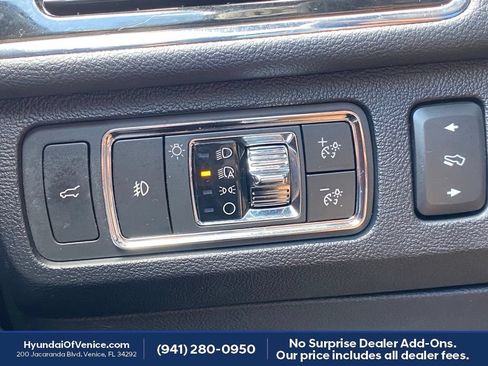 Used 2022 Lincoln Navigator L Reserve AWD/4WD image 15