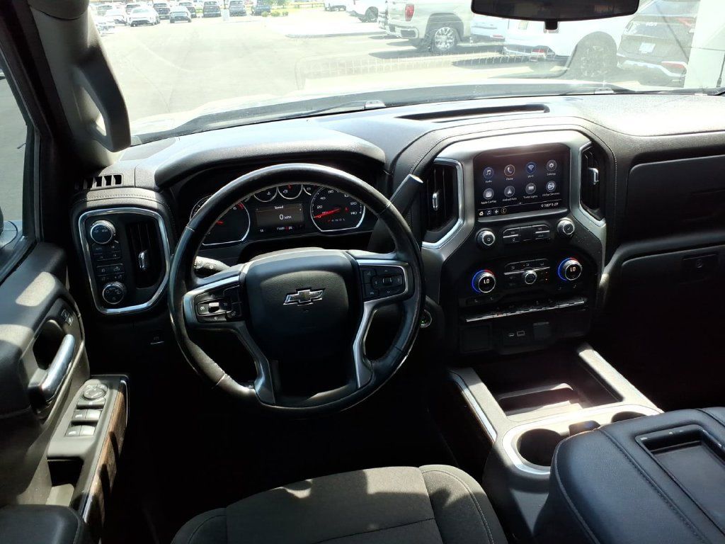 Used 2021 Chevrolet Silverado 1500 RST w/ Z71 Off-Road Package AWD/4WD image 11