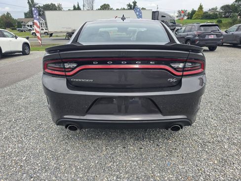 Used 2021 Dodge Charger R/T RWD image 4
