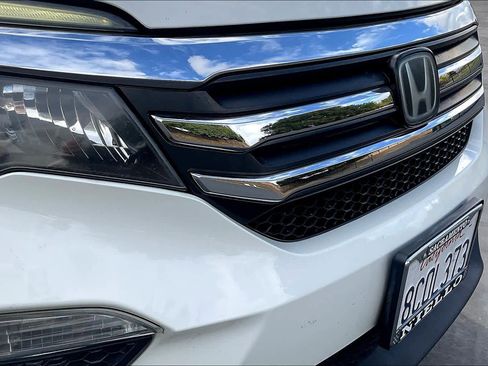 Used 2017 Honda Pilot EX image 33
