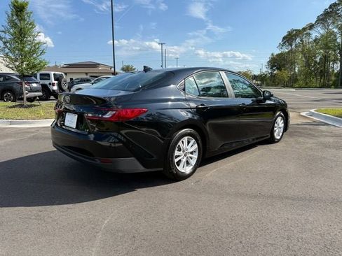 Used 2026 Toyota Camry LE FWD image 6