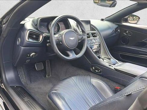 Used 2019 Aston Martin DB11 Volante RWD image 16