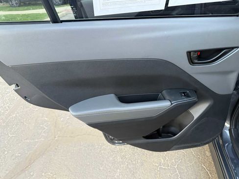 Certified 2025 Subaru Crosstrek 2.0i Premium image 16