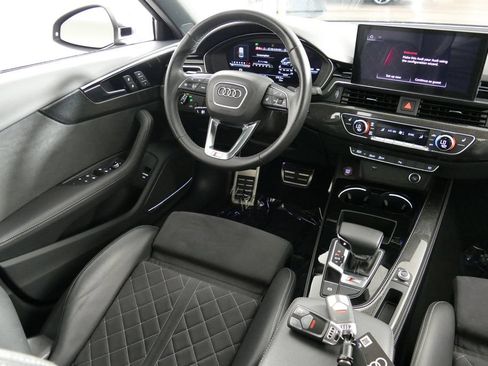 Used 2023 Audi S4 Premium Plus w/ Premium Plus Package AWD/4WD image 24