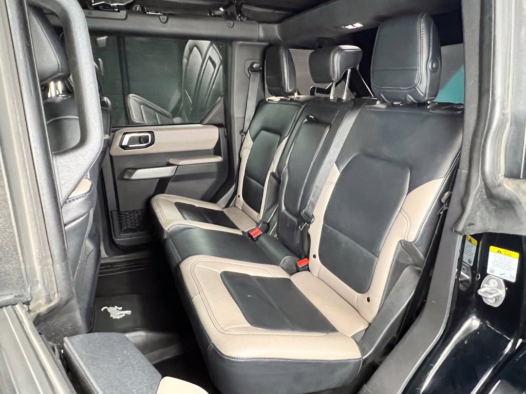 Used 2023 Ford Bronco Wildtrak AWD/4WD image 15