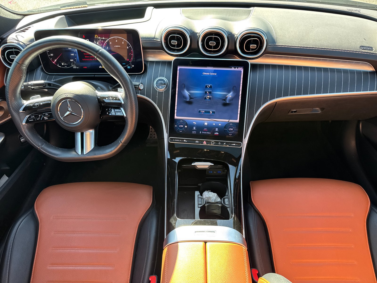 Used 2024 Mercedes-Benz C 300 Sedan image 10