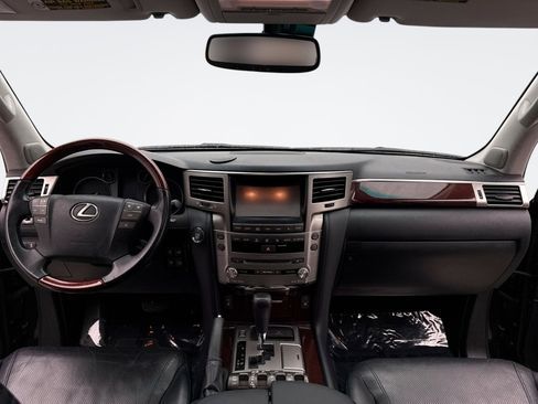 Used 2013 Lexus LX 570 4WD image 14