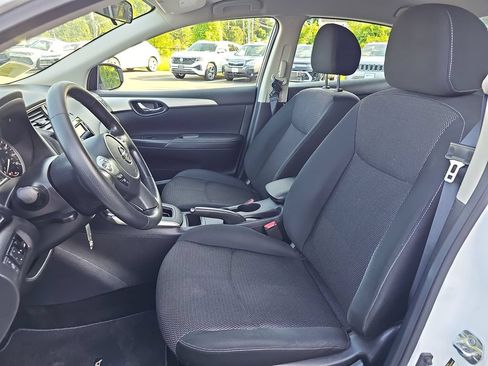 Used 2019 Nissan Sentra S w/ Appearance Package FWD image 10