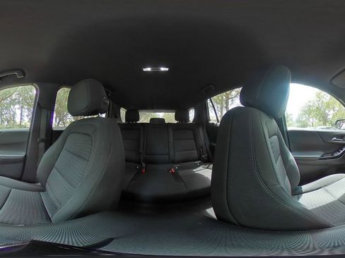 Used 2025 Chevrolet Equinox LT FWD image 40