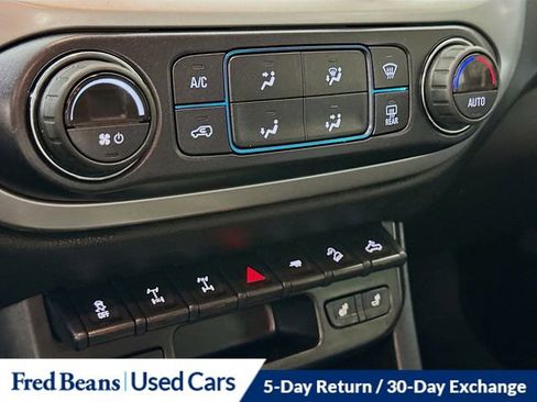 Used 2021 Chevrolet Colorado ZR2 AWD/4WD image 16
