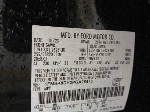 Used 2023 Ford Explorer XLT w/ Equipment Group 202A image 27