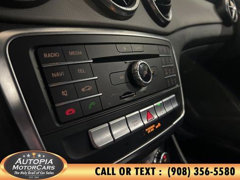 Used 2018 Mercedes-Benz CLA 250 image 25