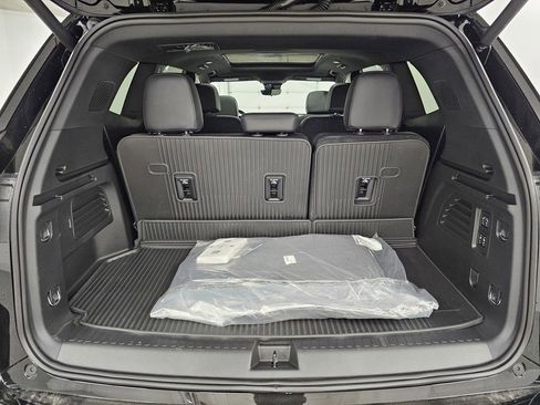 New 2026 Buick Enclave Avenir AWD/4WD image 29