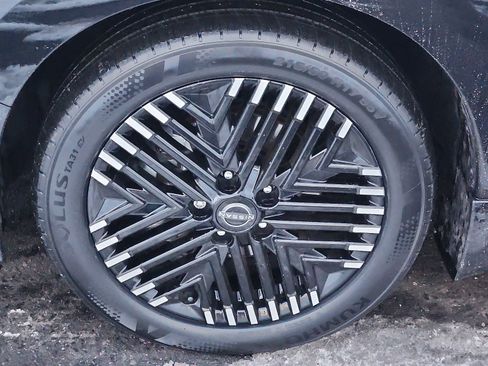 Used 2023 Nissan Leaf SV Plus image 8