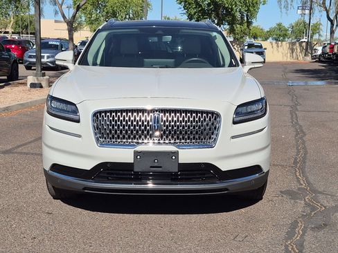 Used 2022 Lincoln Nautilus Reserve AWD/4WD image 2