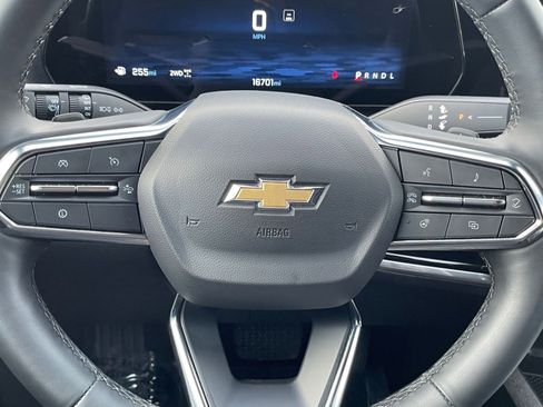 Used 2025 Chevrolet Equinox LT image 28