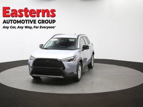 Used 2025 Toyota Corolla Cross LE FWD image 52