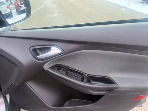 Used 2014 Ford Focus SE image 21