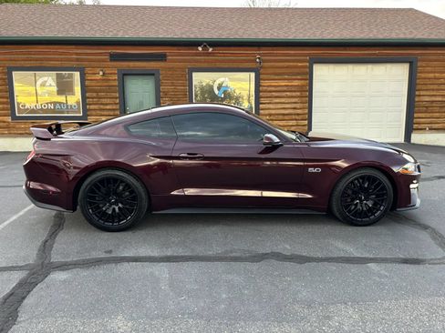 Used 2018 Ford Mustang GT Premium w/ GT Performance Package RWD image 8