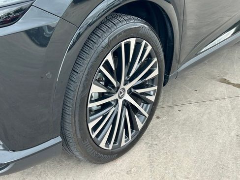 Used 2024 Lexus RX 350 Premium Plus w/ Convenience Package image 9