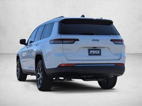 Used 2025 Jeep Grand Cherokee L Limited image 8