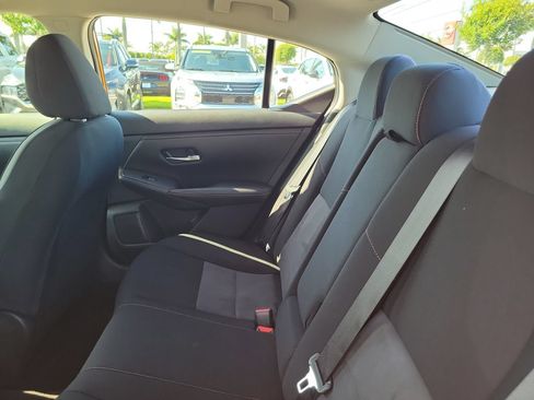 Used 2021 Nissan Sentra SR FWD image 11