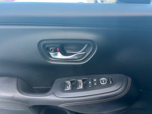Certified 2024 Honda HR-V Sport image 17