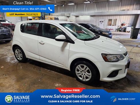 Used 2017 Chevrolet Sonic LT FWD image 5