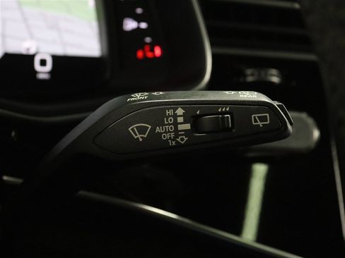 Used 2021 Audi Q8 Premium Plus w/ Premium Plus Package image 34