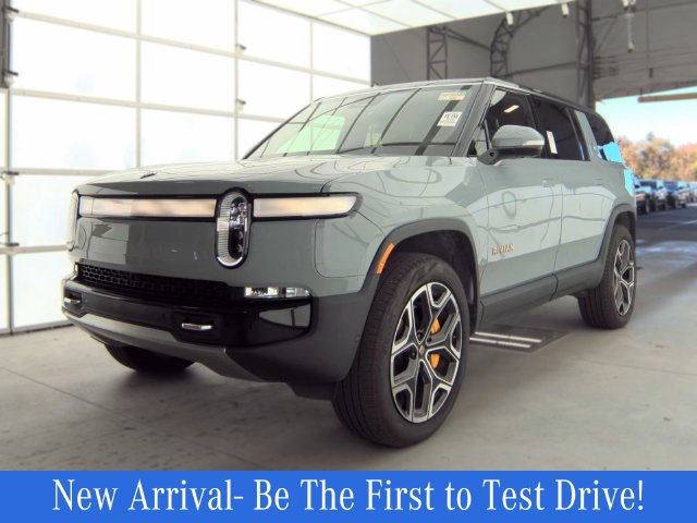 Used 2022 Rivian R1S Launch Edition Quad AWD/4WD image 1