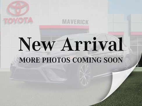 Used 2020 Toyota Camry SE FWD image 1