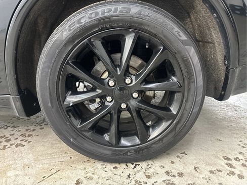 Used 2018 Dodge Durango R/T w/ Blacktop Package AWD/4WD image 31