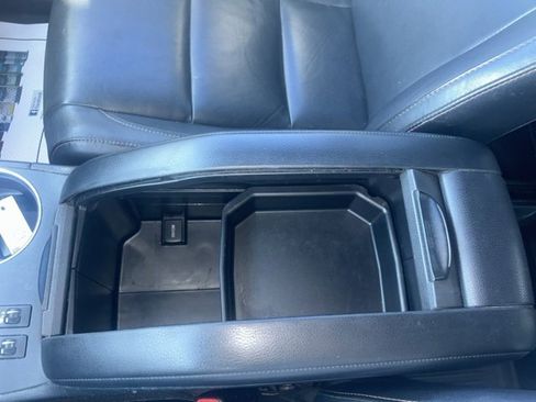 Used 2017 Toyota Highlander XLE image 28