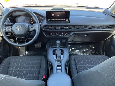 Used 2025 Honda HR-V LX image 10