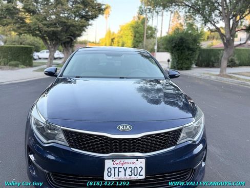 Used 2016 Kia Optima LX FWD image 2