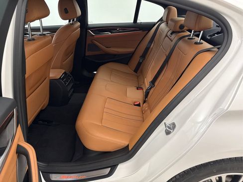 Used 2019 BMW 530i RWD image 17