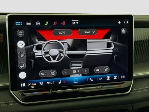 New 2026 Volkswagen Tiguan SE R-Line FWD image 17