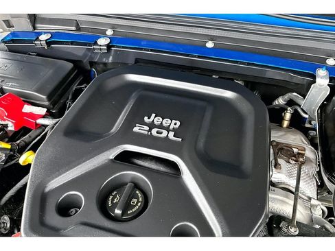 Used 2022 Jeep Wrangler Unlimited Sport AWD/4WD image 56