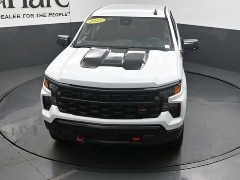 Used 2023 Chevrolet Silverado 1500 Custom Trail Boss AWD/4WD image 62