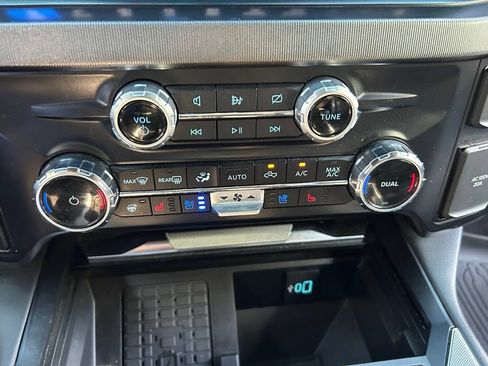 Used 2024 Ford F250 Platinum AWD/4WD image 45