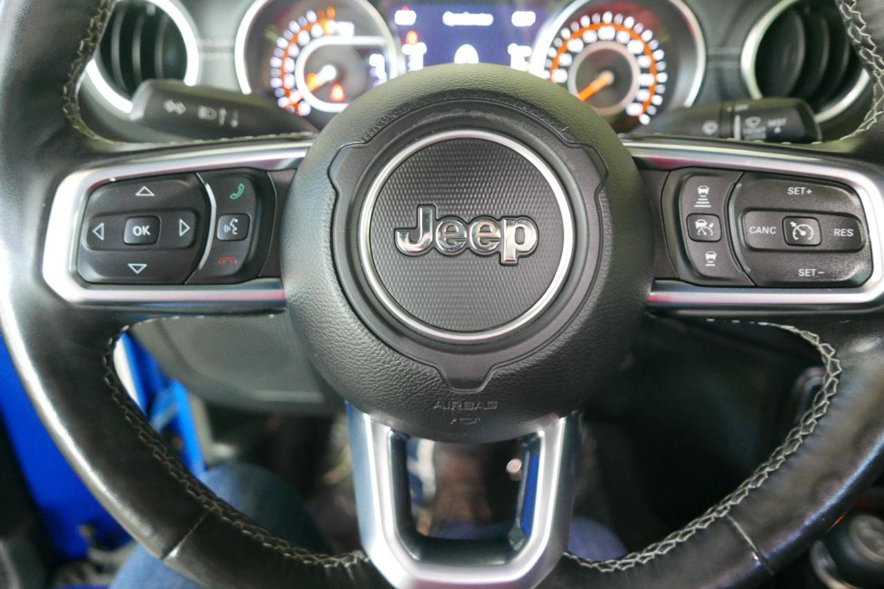Used 2020 Jeep Gladiator Overland AWD/4WD image 12