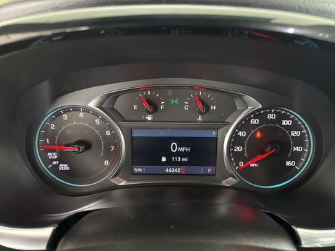 Used 2023 Chevrolet Traverse LT image 29