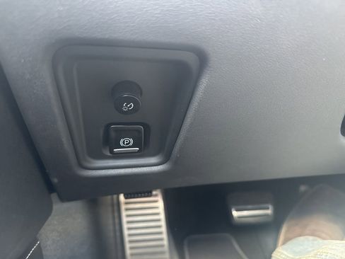 Used 2022 Chevrolet Corvette Stingray image 23