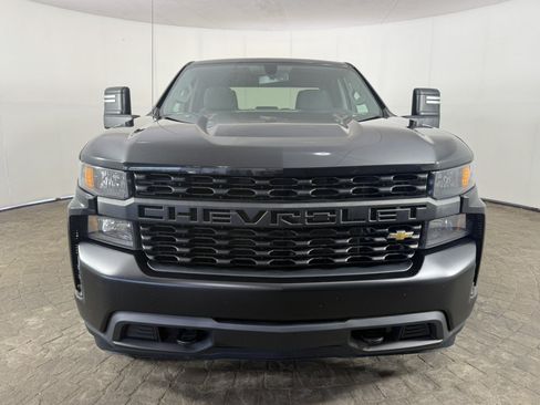 Used 2021 Chevrolet Silverado 1500 W/T w/ WT Value Package AWD/4WD image 2