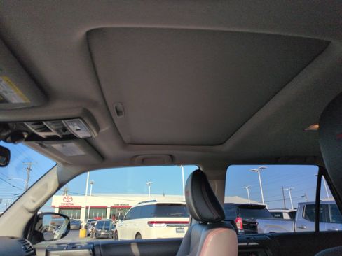 Used 2024 Toyota 4Runner TRD Pro AWD/4WD image 21