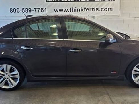 Used 2015 Chevrolet Cruze LTZ w/ Sun, Sound and Sport Package image 6
