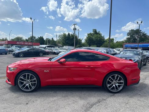 Used 2017 Ford Mustang GT Premium RWD image 28